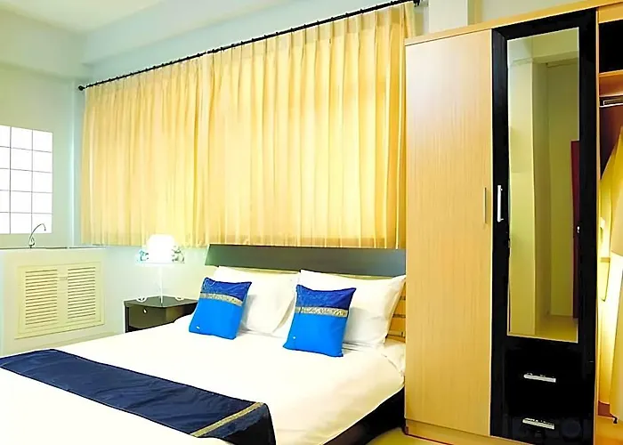 Hotel Smile